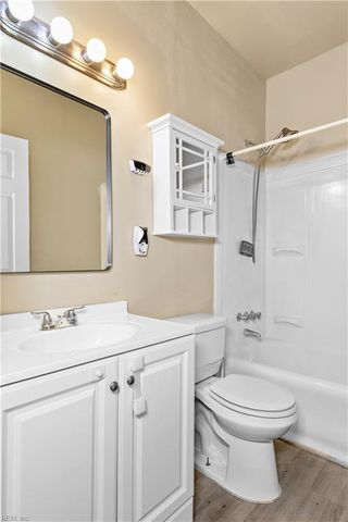 2729 Vimy Ridge Ave, Norfolk, VA 23509