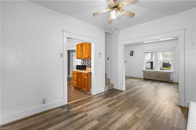 2729 Vimy Ridge Ave, Norfolk, VA 23509