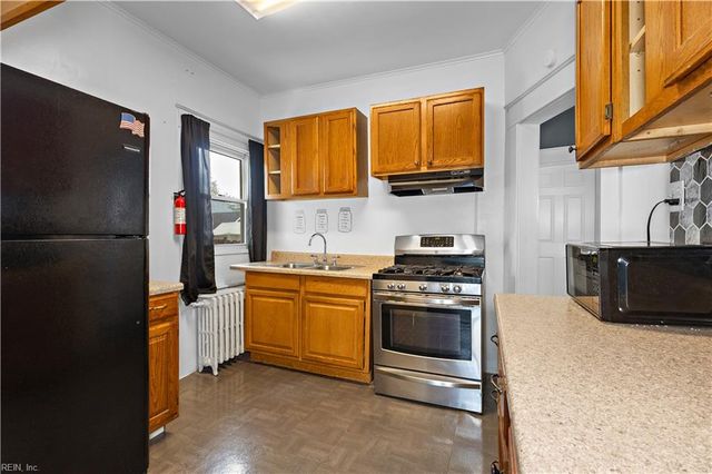 2729 Vimy Ridge Ave, Norfolk, VA 23509