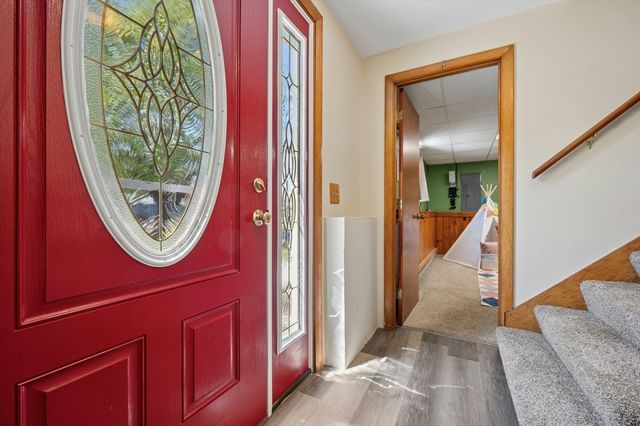 25 Elm Ct, Millbury, MA 01527