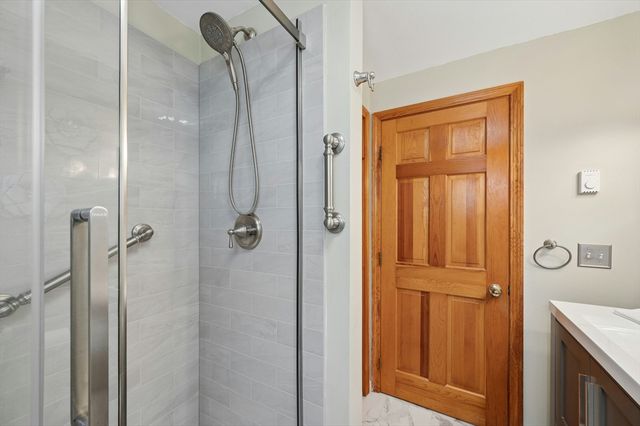 25 Elm Ct, Millbury, MA 01527