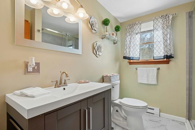 25 Elm Ct, Millbury, MA 01527