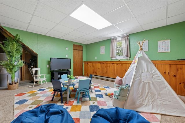 25 Elm Ct, Millbury, MA 01527