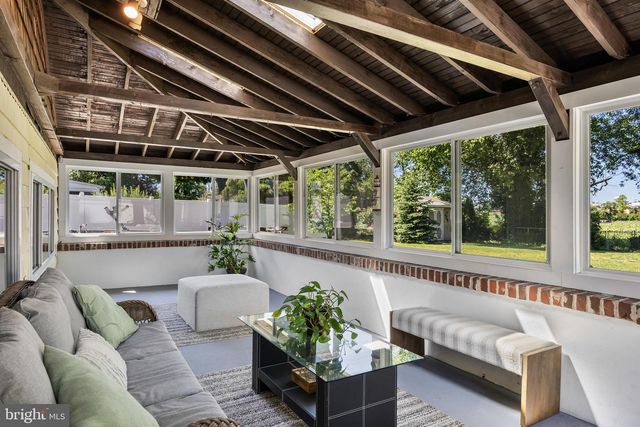 1403 GLENVIEW DR, Cinnaminson, NJ 08077