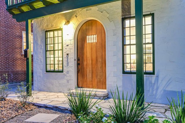 113 W 32nd ST, Austin, TX 78705