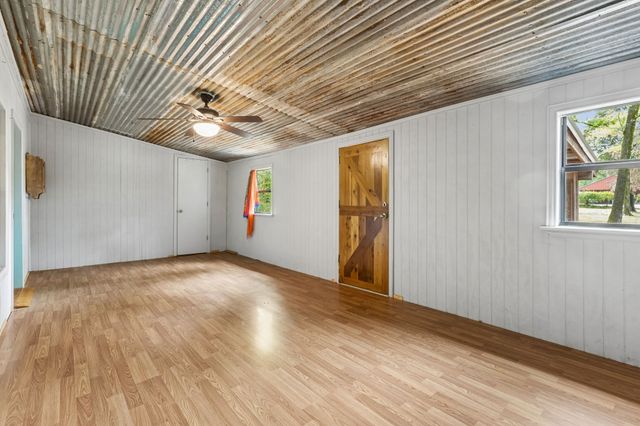 671 VZ County Road 2503, Canton, TX 75103