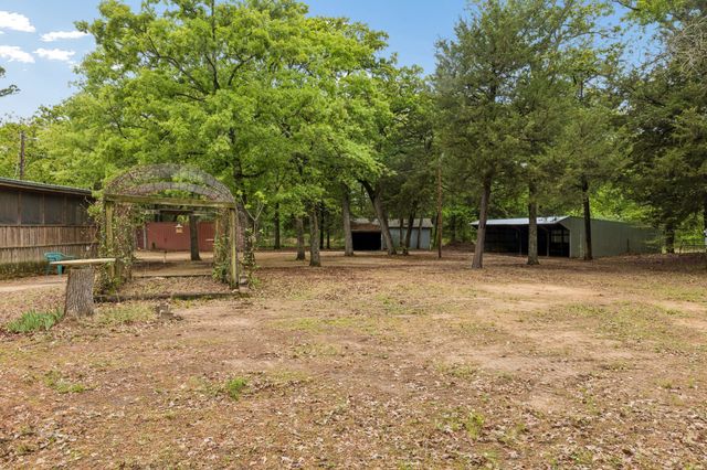 671 VZ County Road 2503, Canton, TX 75103