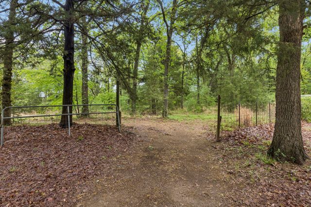 671 VZ County Road 2503, Canton, TX 75103