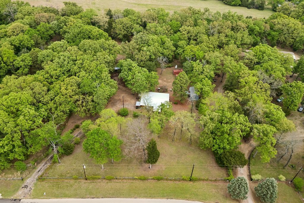 671 VZ County Road 2503, Canton, TX 75103