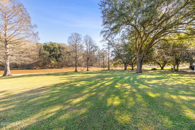 115 John Breaux Drive, Breaux Bridge, LA 70517