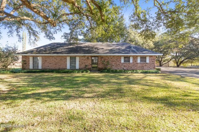 115 John Breaux Drive, Breaux Bridge, LA 70517