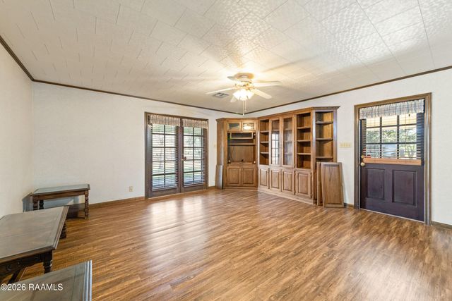 115 John Breaux Drive, Breaux Bridge, LA 70517