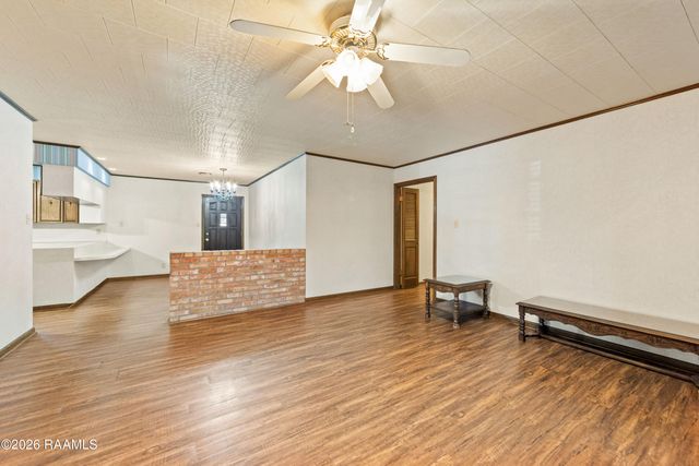 115 John Breaux Drive, Breaux Bridge, LA 70517