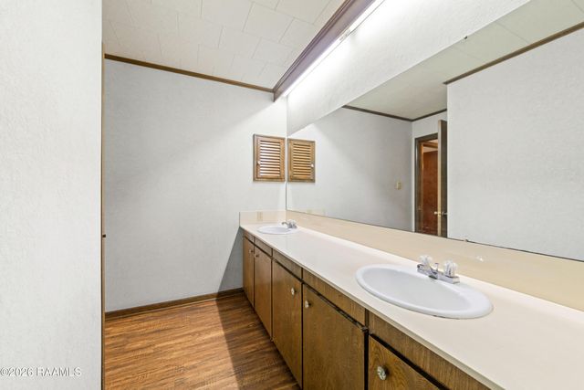 115 John Breaux Drive, Breaux Bridge, LA 70517