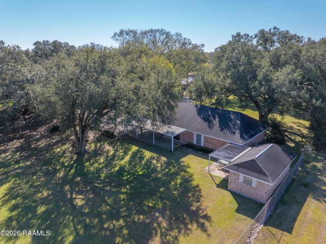 115 John Breaux Drive, Breaux Bridge, LA 70517