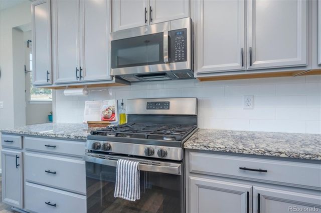 960 Avena Court, Elizabeth, CO 80107