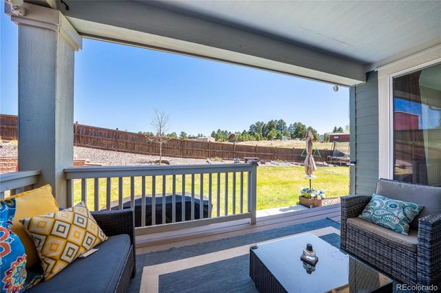 960 Avena Court, Elizabeth, CO 80107