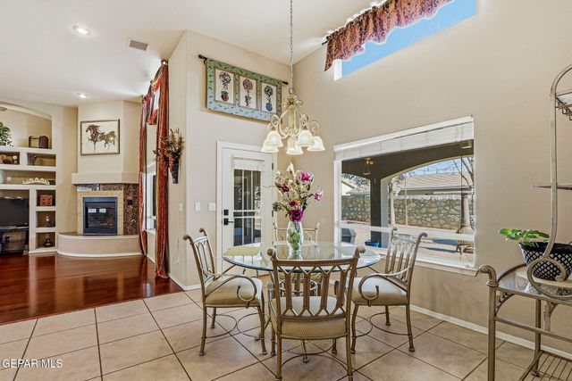 312 DESERT GARDEN Drive, Santa Teresa, NM 88008