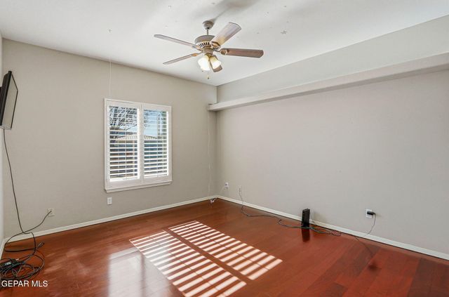 312 DESERT GARDEN Drive, Santa Teresa, NM 88008