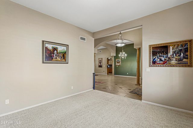 312 DESERT GARDEN Drive, Santa Teresa, NM 88008