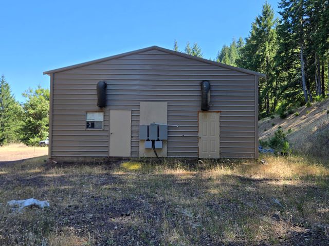 1553 Trinity Trail, Zenia, CA 95595