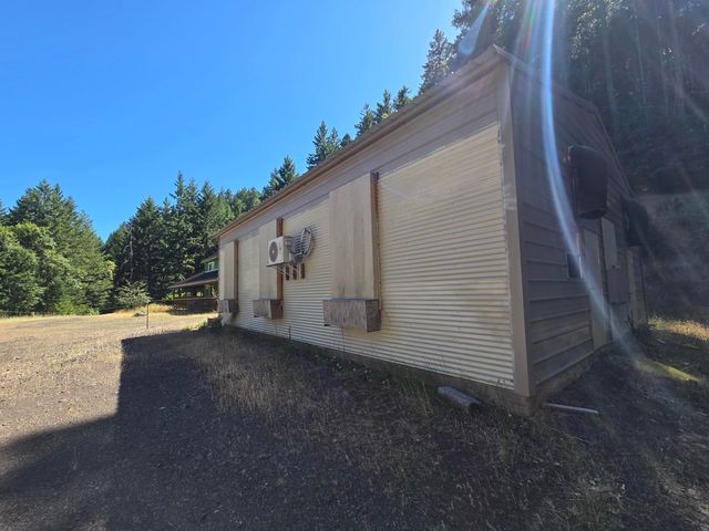 1553 Trinity Trail, Zenia, CA 95595