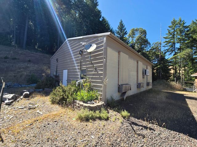 1553 Trinity Trail, Zenia, CA 95595