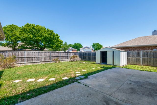 8509 Coventry Drive, Rowlett, TX 75089