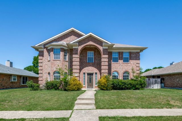 8509 Coventry Drive, Rowlett, TX 75089