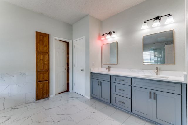 8509 Coventry Drive, Rowlett, TX 75089