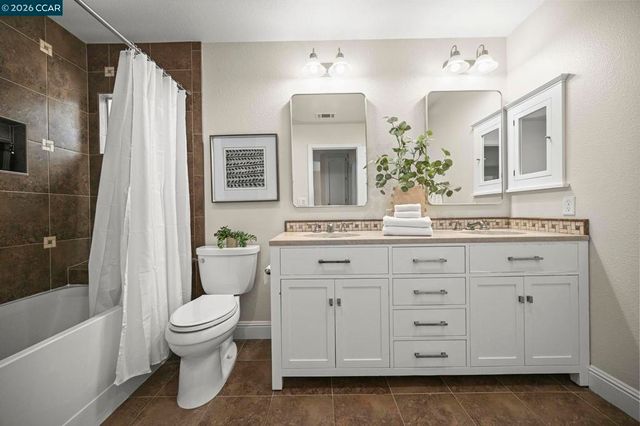 317 Fontaine Dr, Danville, CA 94506