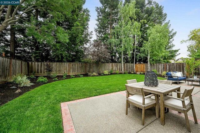 317 Fontaine Dr, Danville, CA 94506