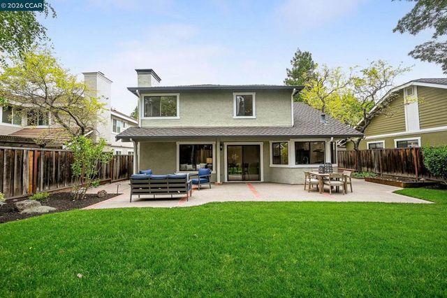 317 Fontaine Dr, Danville, CA 94506