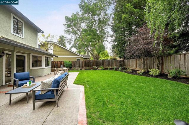 317 Fontaine Dr, Danville, CA 94506