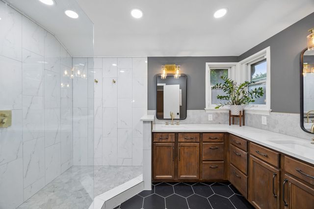 11714 El Hara Circle, Dallas, TX 75230