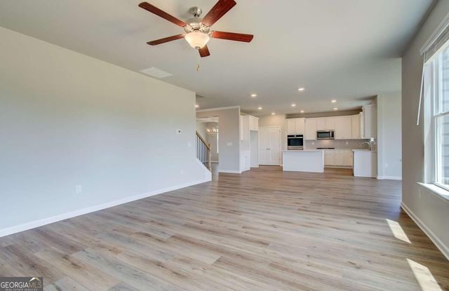301 Arnewood Circle, Mcdonough, GA 30253
