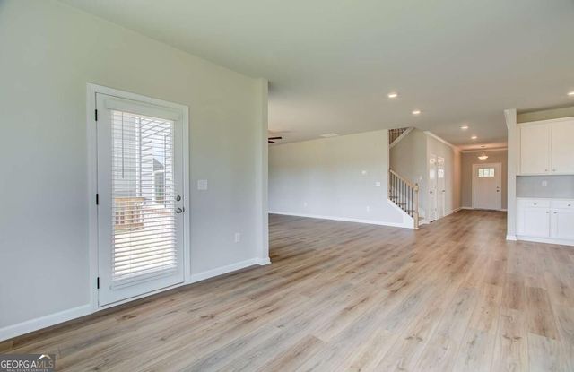 301 Arnewood Circle, Mcdonough, GA 30253