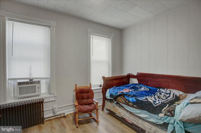 233 CLEVELAND AVENUE, Waynesboro, PA 17268