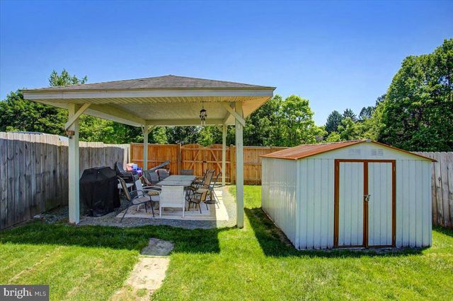 233 CLEVELAND AVENUE, Waynesboro, PA 17268