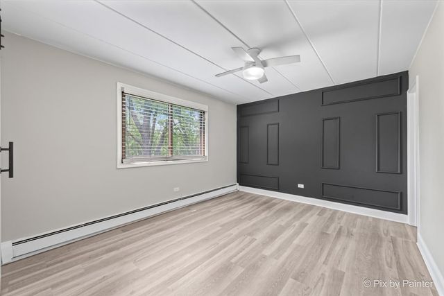 1220 S Lorraine Road 2H, Wheaton, IL 60189
