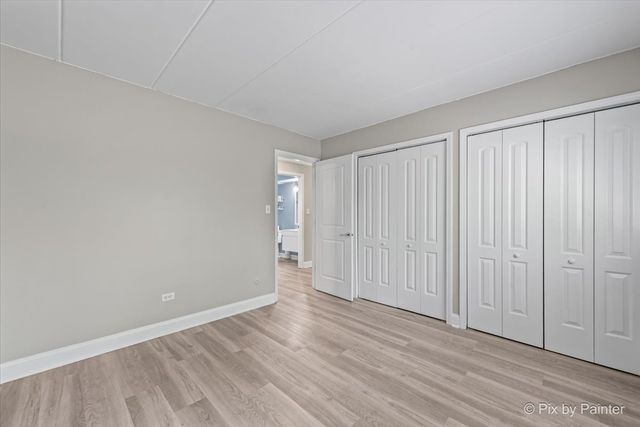 1220 S Lorraine Road 2H, Wheaton, IL 60189