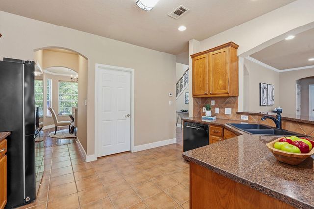 9716 Pasatiempo DR, Austin, TX 78717