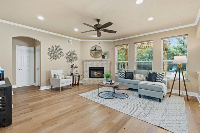 9716 Pasatiempo DR, Austin, TX 78717