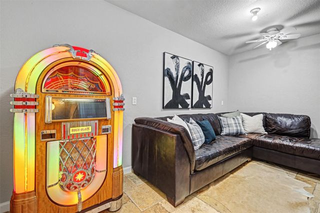 3022 Addie LN, Georgetown, TX 78628