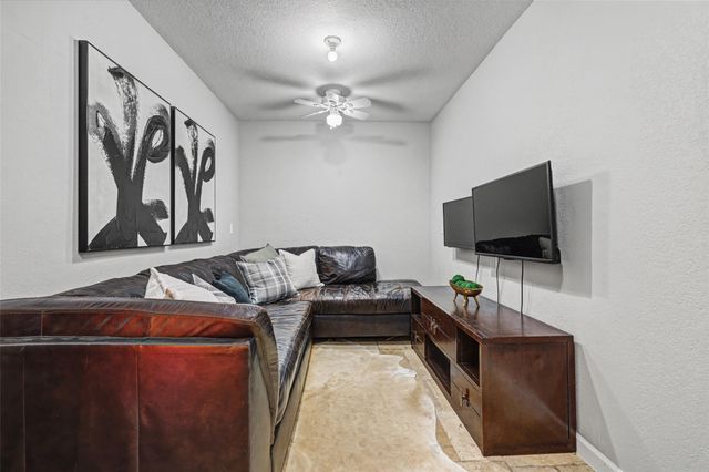 3022 Addie LN, Georgetown, TX 78628