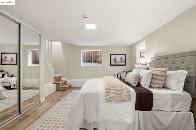 2050 E 30Th St, Oakland, CA 94606