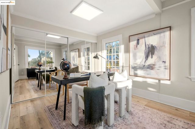 2050 E 30Th St, Oakland, CA 94606