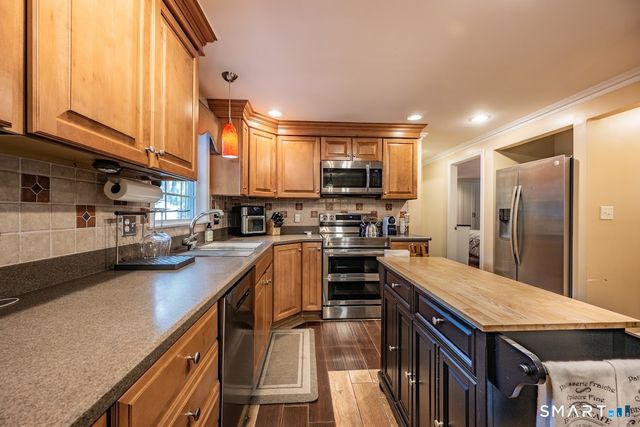 144 Goff Road, Wethersfield, CT 06109