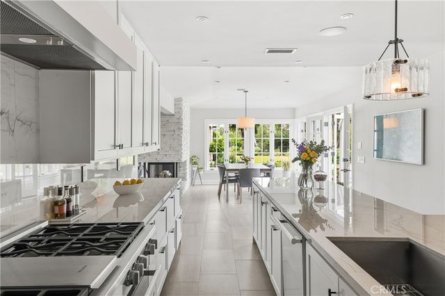 4430 Estrondo Drive, Encino, CA 91436