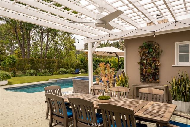 4430 Estrondo Drive, Encino, CA 91436